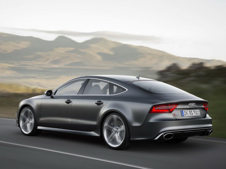  Audi RS7 Sportback 2013 года  (WW) (фото 8 из 32)